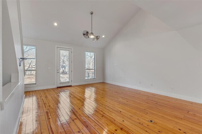 Foto del edificio - 1205 Kinney Ave