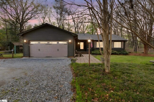 Building Photo - 4841 Jordan Rd