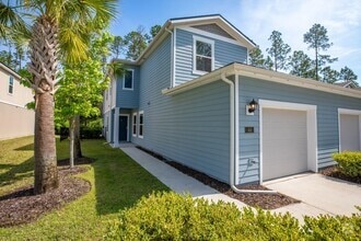 Building Photo - 44 Scotch Pebble Dr