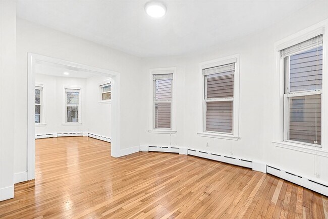 Building Photo - 49 Porter St