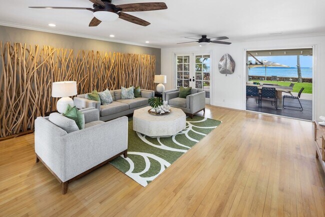 Foto del edificio - Gorgeous Oceanfront Home w/Private Pool, Jacuzzi, & Sunset Views. Moana Lani