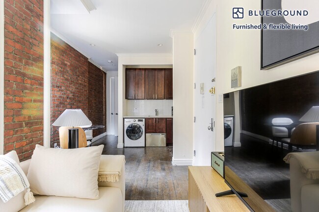 Foto del edificio - 223 Mott St