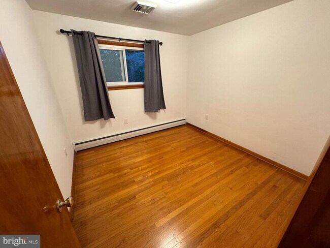 Foto del edificio - 3154 Church St