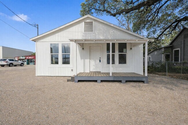 Building Photo - 1410 Fannin St