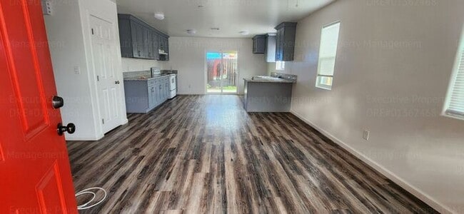Building Photo - 3 Bedroom 1 Bath Rental Terms $1,950 Rent ...