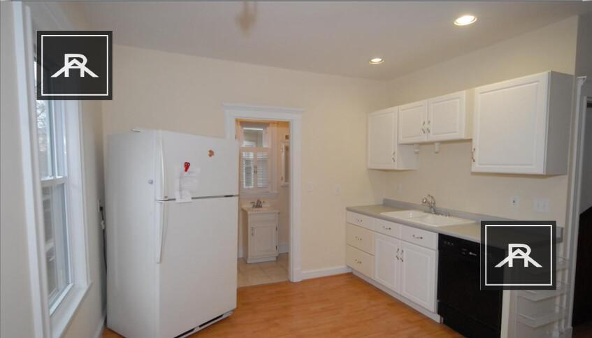 Primary Photo - 4 bedroom in Newton MA 02458