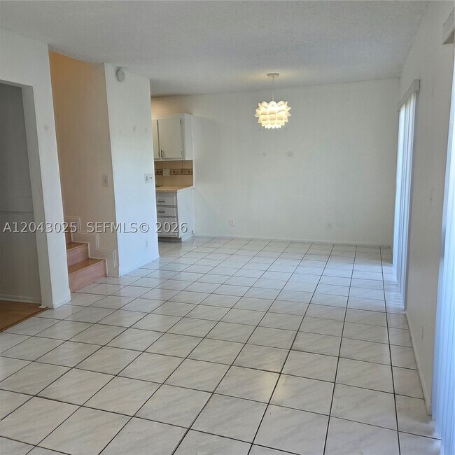 Building Photo - 8905 NW 28th Dr