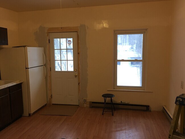 Foto del edificio - Johnson Village Apartments, LLC