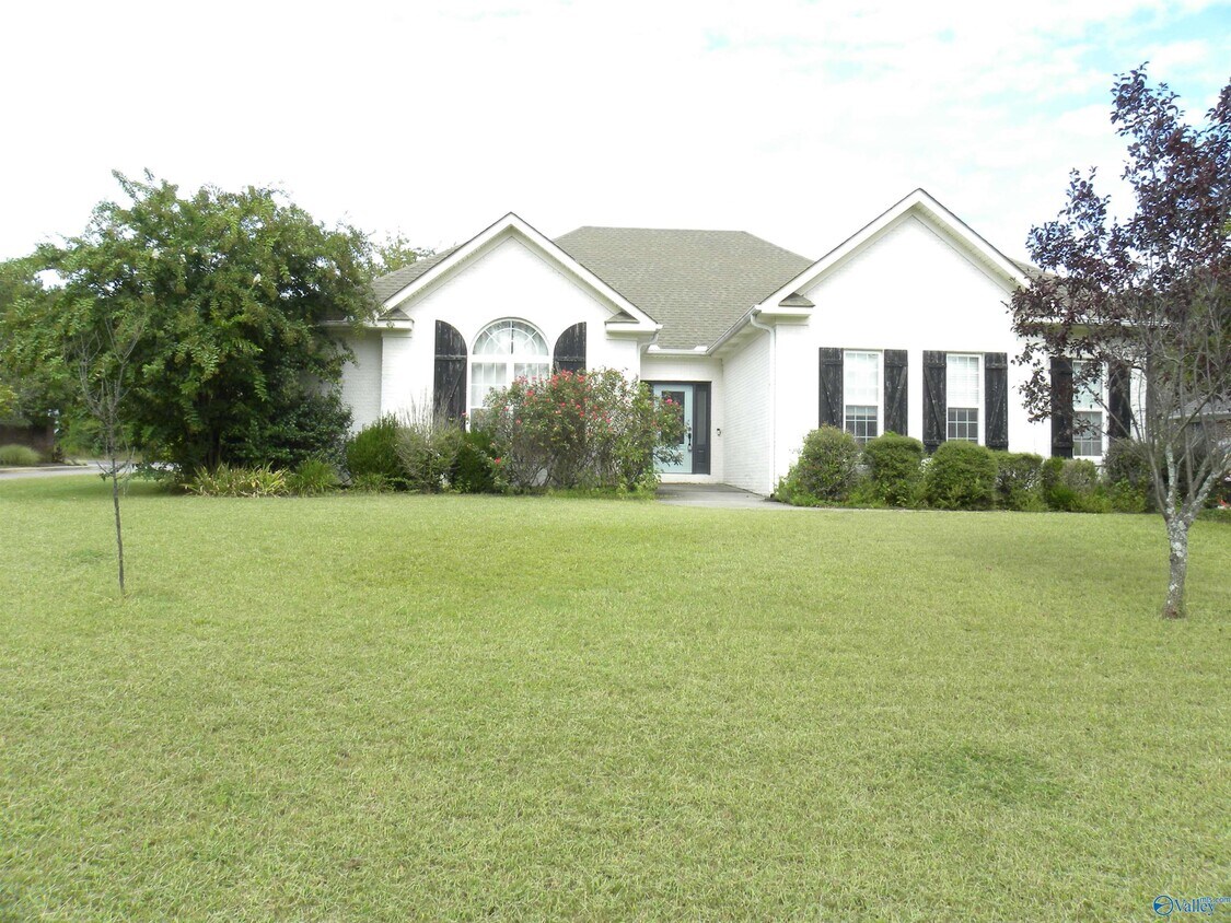 Foto principal - 112 Bayberry Ln