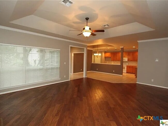 Building Photo - 2614 Fairwood Dr