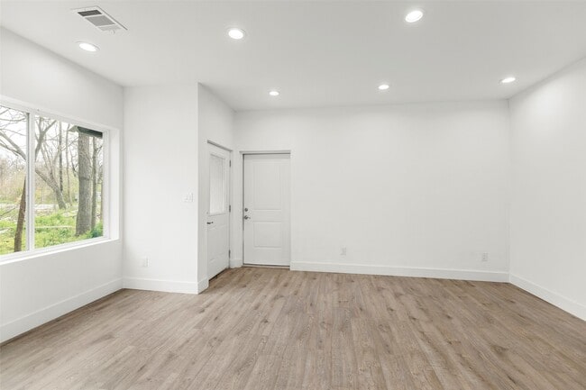 Foto del edificio - 2202 Wavell St