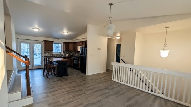 Building Photo - 3580 Wildwood Dr