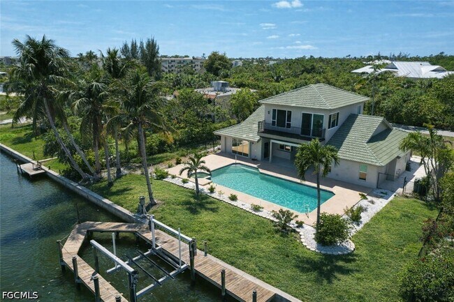 Foto del edificio - 780 Beach Rd
