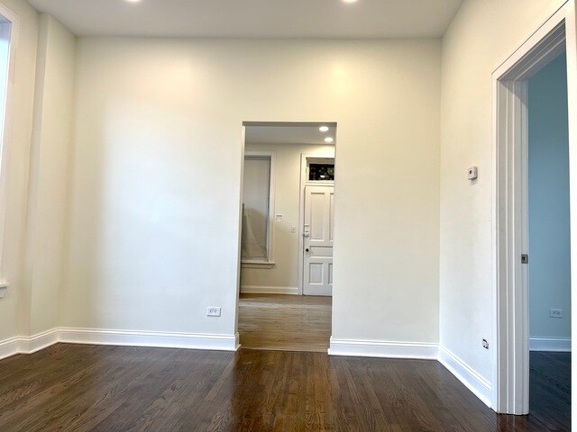 Building Photo - 3009 S Parnell Ave