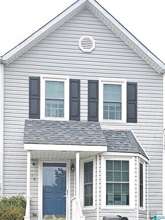 Building Photo - 716 Jamestown Ln