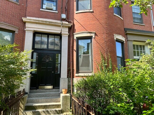 Foto del edificio - 179 Webster St