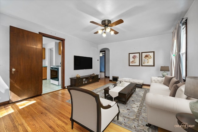 Foto del edificio - 1165 Morton Ave