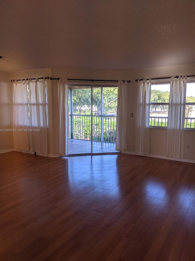 Foto del edificio - 2632 SE 19th Ct