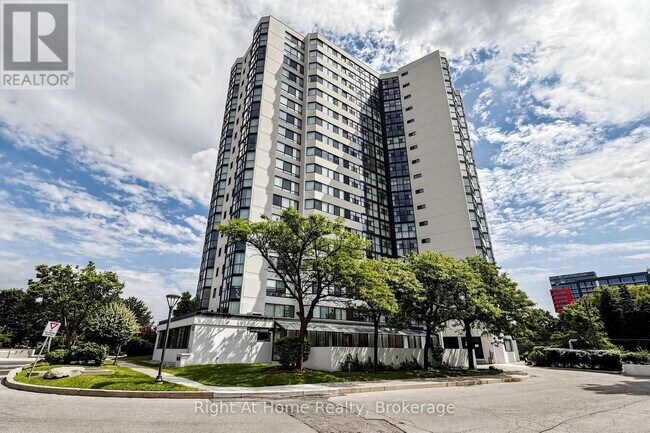 Photo du bâtiment - 1360 Rathburn Rd E