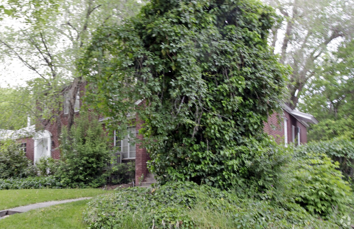 Building Photo - 1232 E 100 S