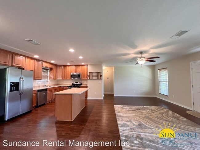 Foto del edificio - 3 br, 2 bath House - 58 Eden Park Drive N
