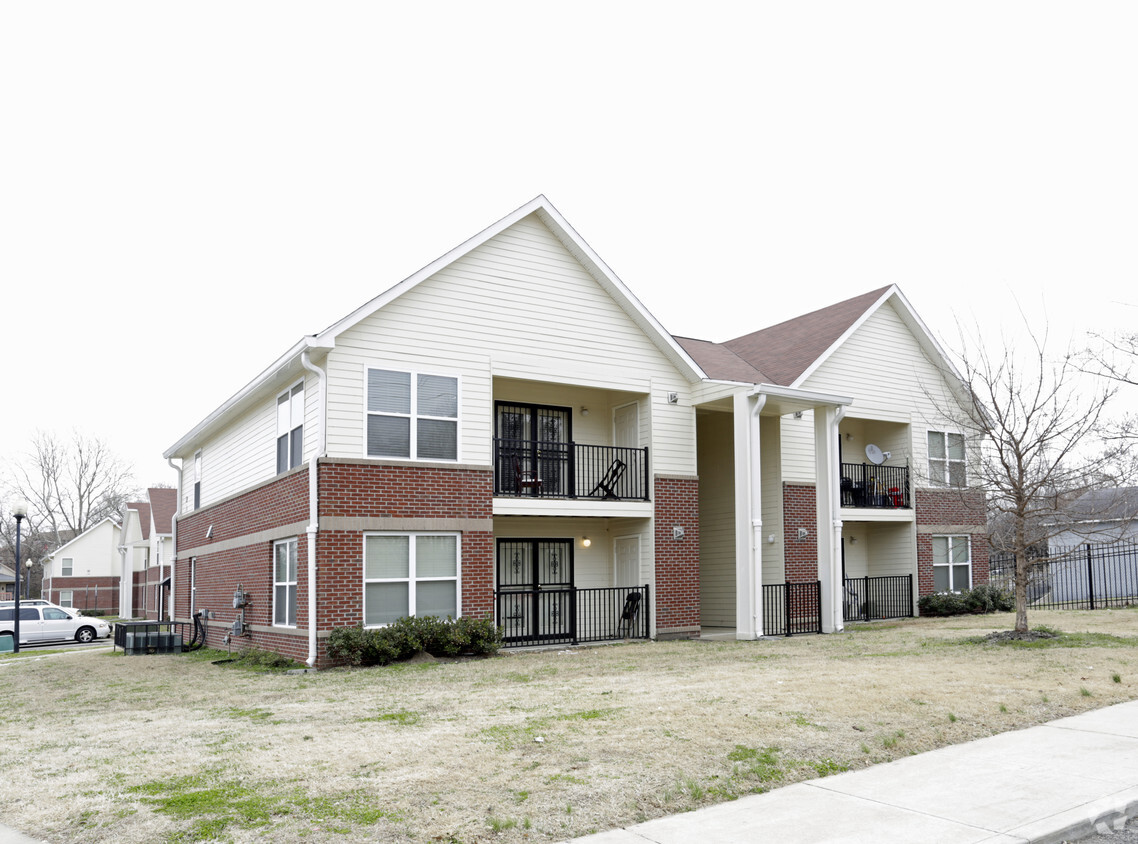 Building Photo - 938-950 Gaiters Park Ln