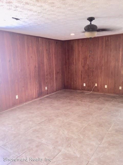 Building Photo - 4 br, 2 bath House - 1405 Grove Park Drive