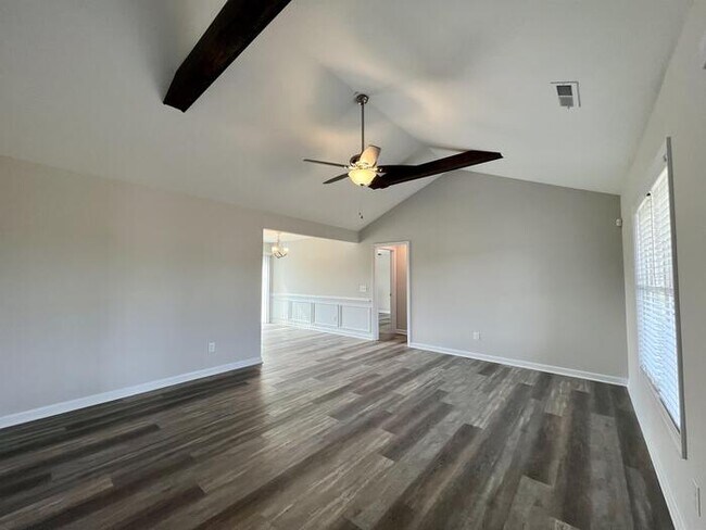 Foto del edificio - 40 Old Hamilton Rd