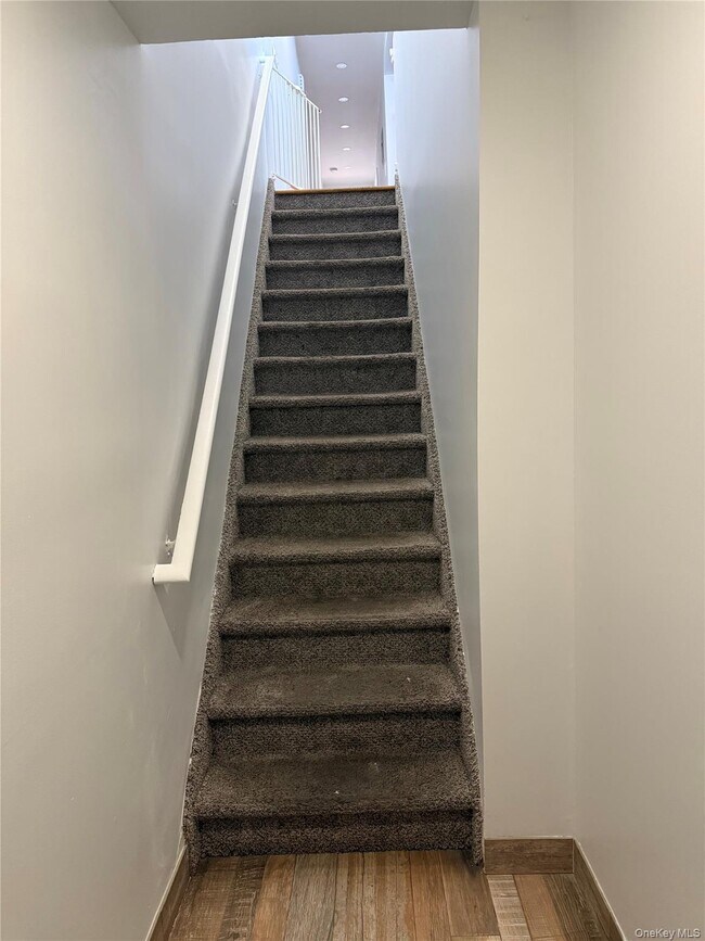Foto del edificio - 762 E 234th St