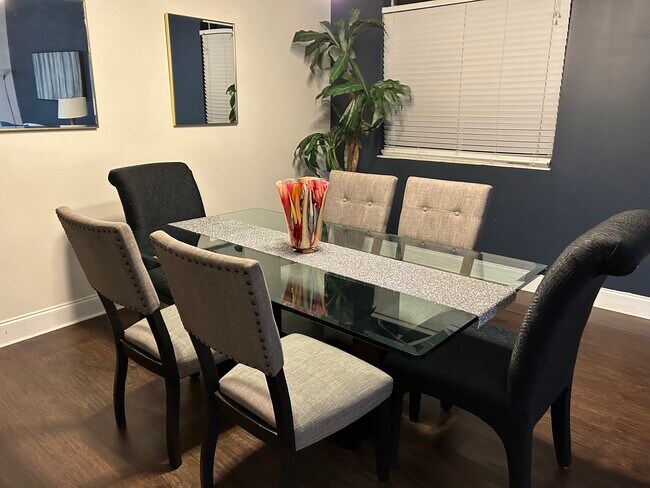 Foto del edificio - 3607 Simms St