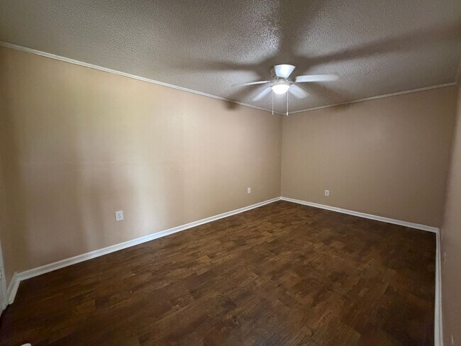 Foto del edificio - 956 Thompson Springs Rd SE