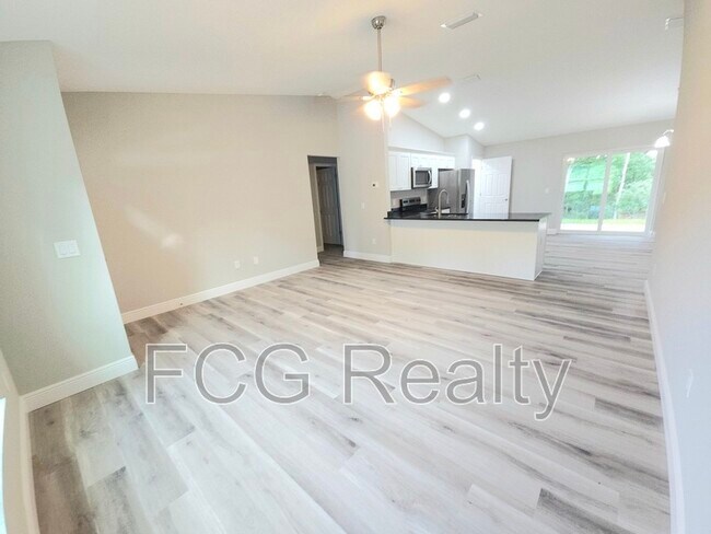 Foto del edificio - 7883 N Fieldstone Point