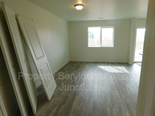 Building Photo - 2351 Zion Rd