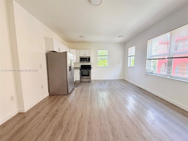 Foto del edificio - 402 NW 12th Ave