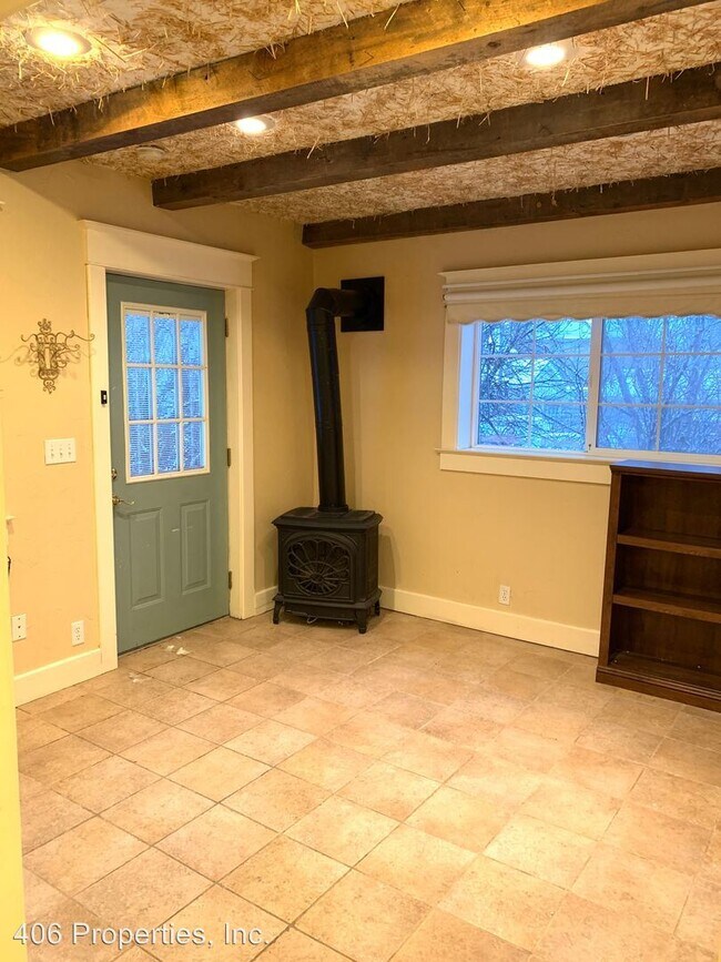 Building Photo - 1 br, 1 bath House - 739 8th Avenue
