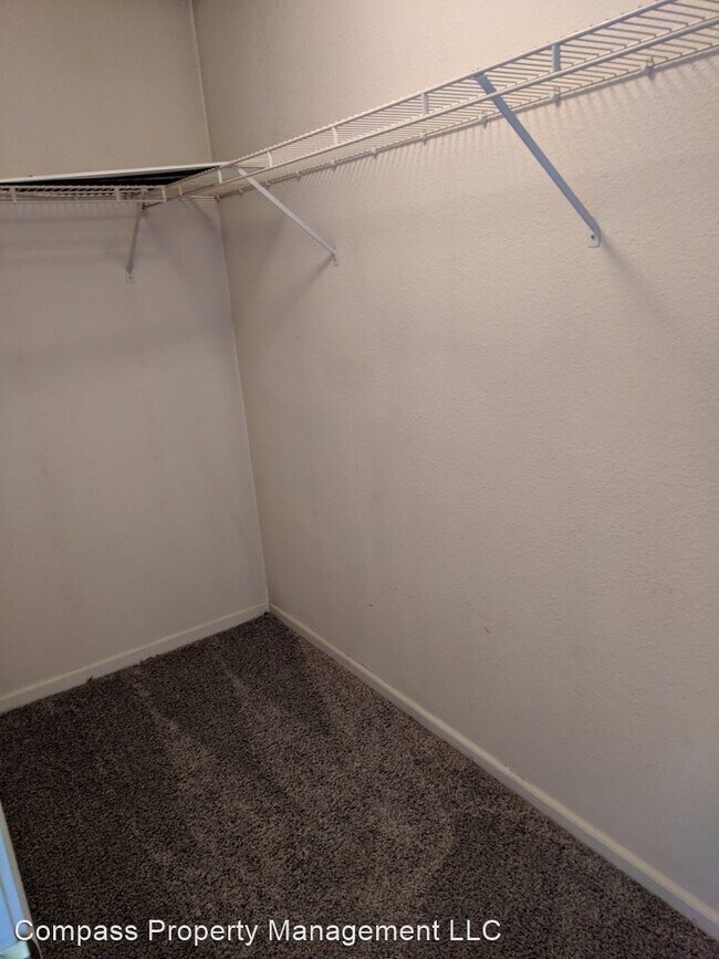 Foto del edificio - 3 br, 2.5 bath House - 1138 Freemont Lane