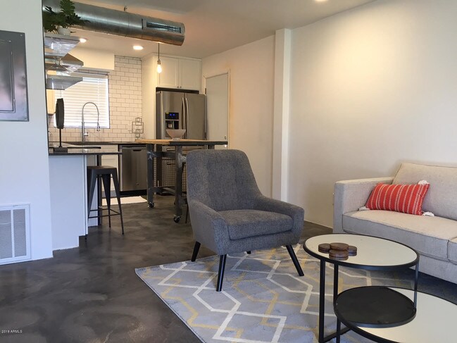 Foto del edificio - 3615 N 15th Ave