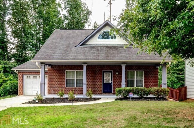 Foto del edificio - 2725 Silver Hill Terrace SE