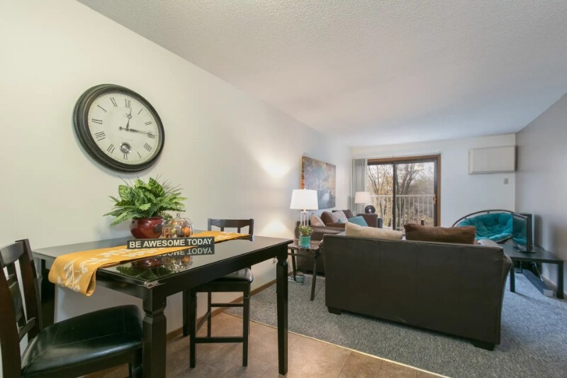 Foto principal - 505 12th St S