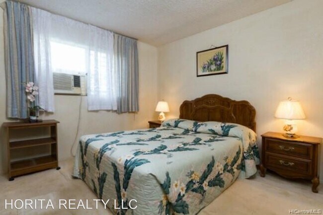 Foto del edificio - 2 br, 1 bath House - 98-467 Hookanike St. ...
