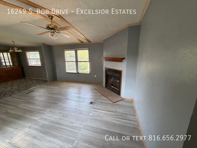 Building Photo - 16249 Bob Dr