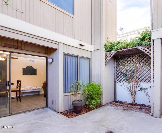 Building Photo - 1253 Seacliff Ct