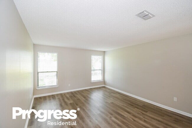 Building Photo - 9747 Villiers Dr S