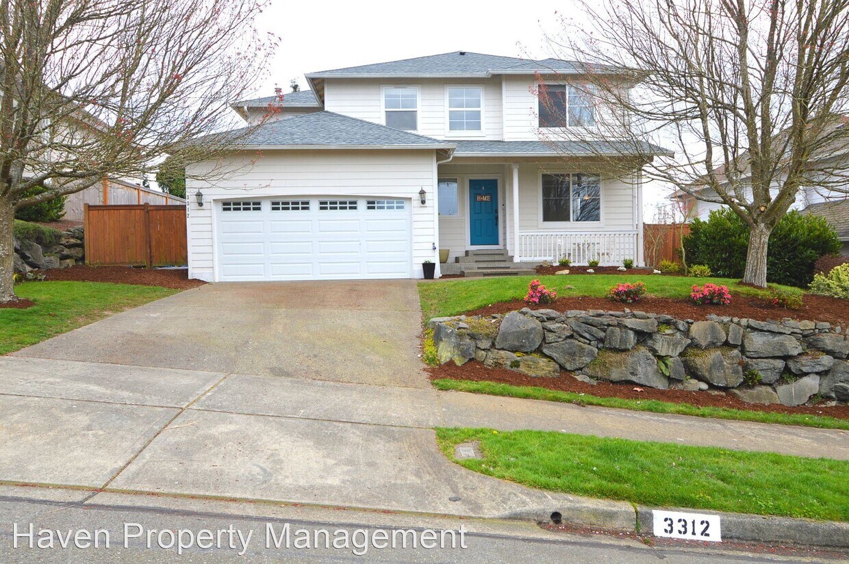 Primary Photo - 4 br, 2.5 bath House - 3312 47th St NE
