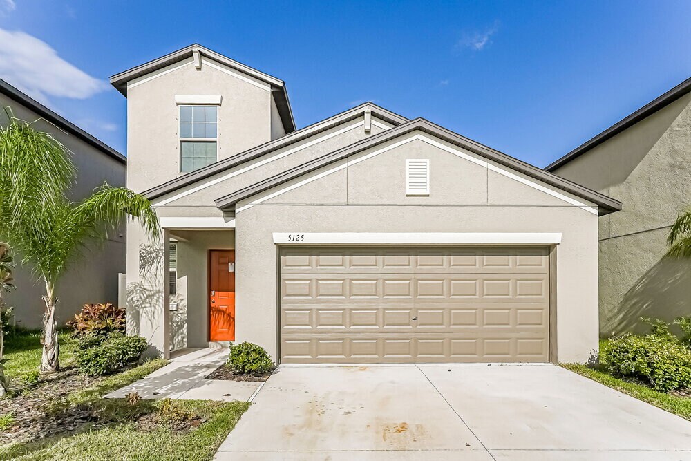 Foto principal - 5125 Dandelion St