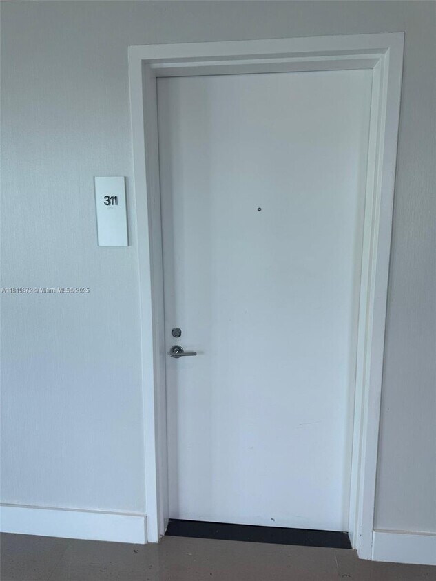 Foto principal - 540 West Ave