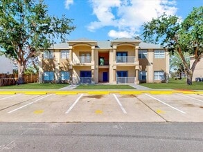 Building Photo - 206 Majors Ln