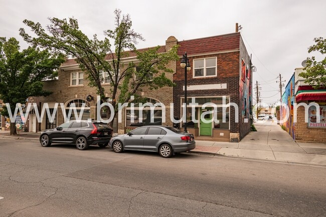 Photo - 684 W Center St (Midvale, UT) House