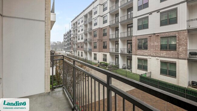 Foto del edificio - 3030 Summer St