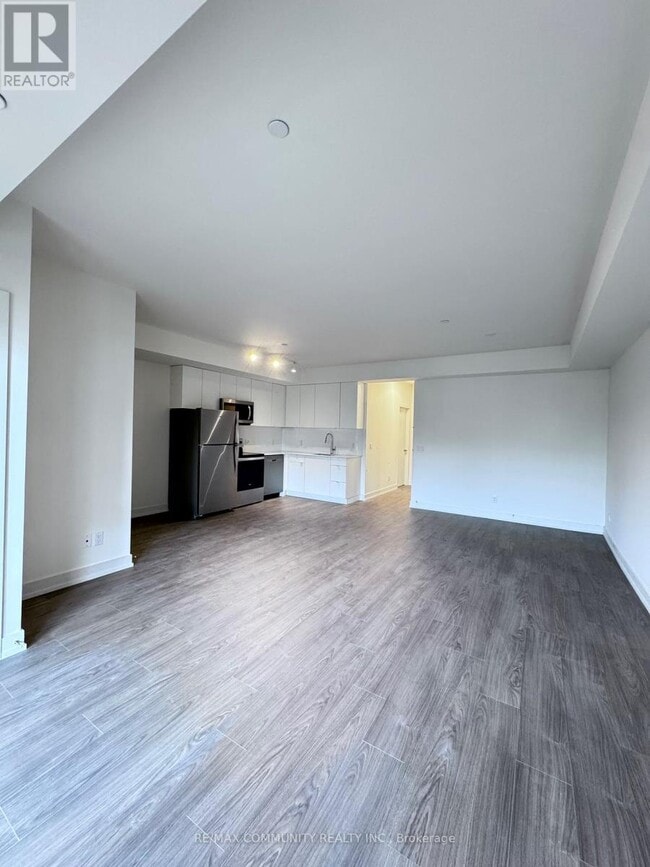 Building Photo - 16 Melbourne Ave